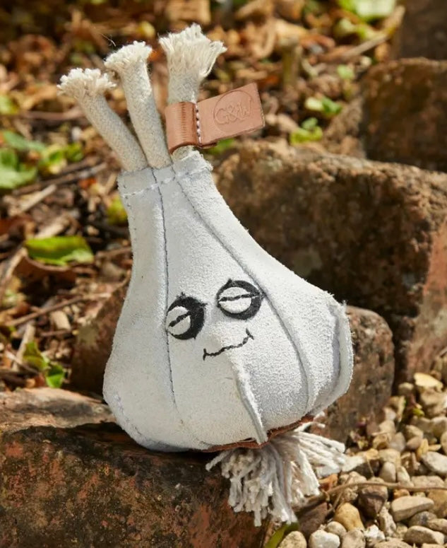 Green & Wild’s ~ Gary The Garlic ~ Eco Dog Toy
