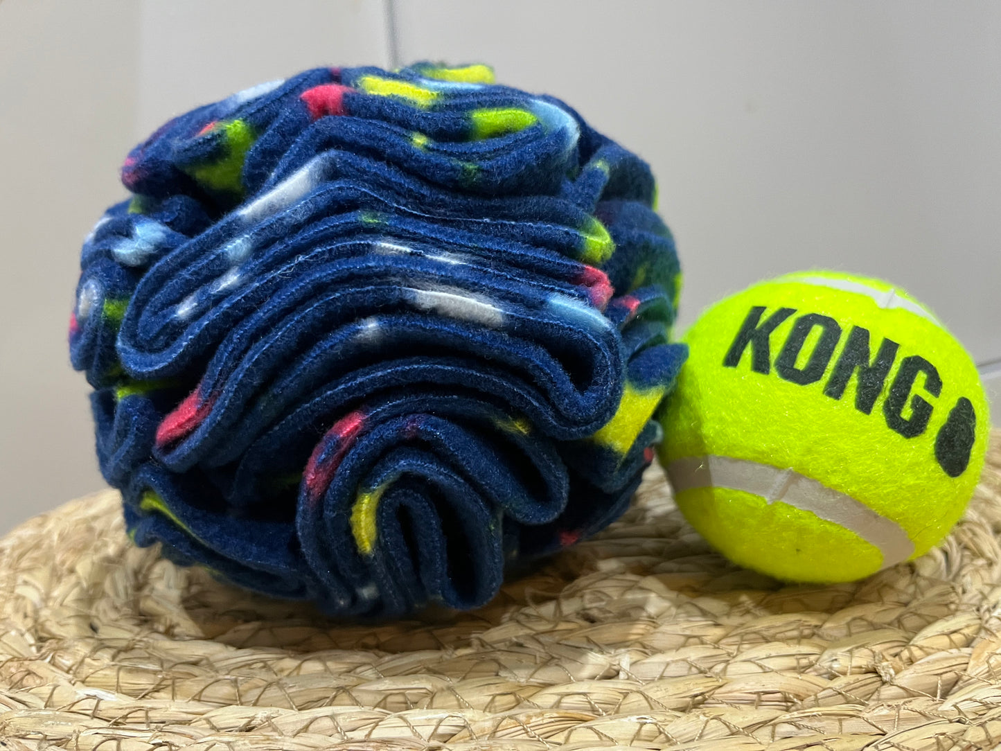 Medium Snuffle Ball